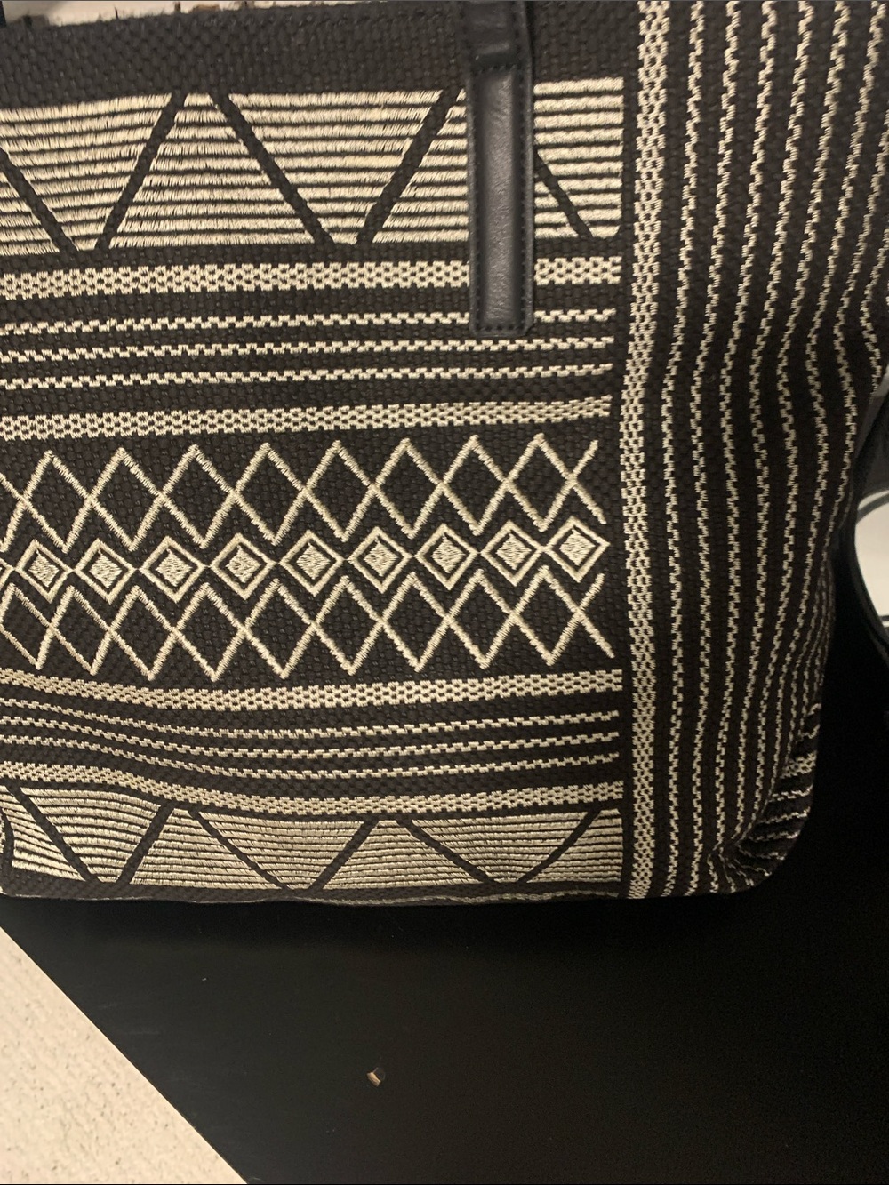 Lucky Brand Black and Cream Geometric Tote - Picture 2 of 4
